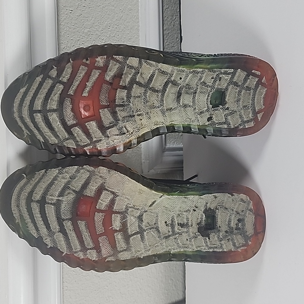 La Sheelah Black Sneakers With Orange Blue Accents women Sneakers Size 8 - Picture 9 of 11